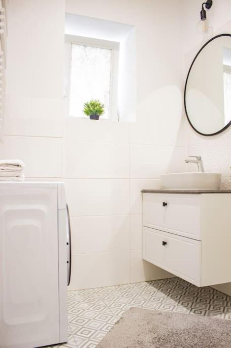 Spacious Apartment With 3 Meter Ceilings, Powisle, The Old Town Varsovie Extérieur photo